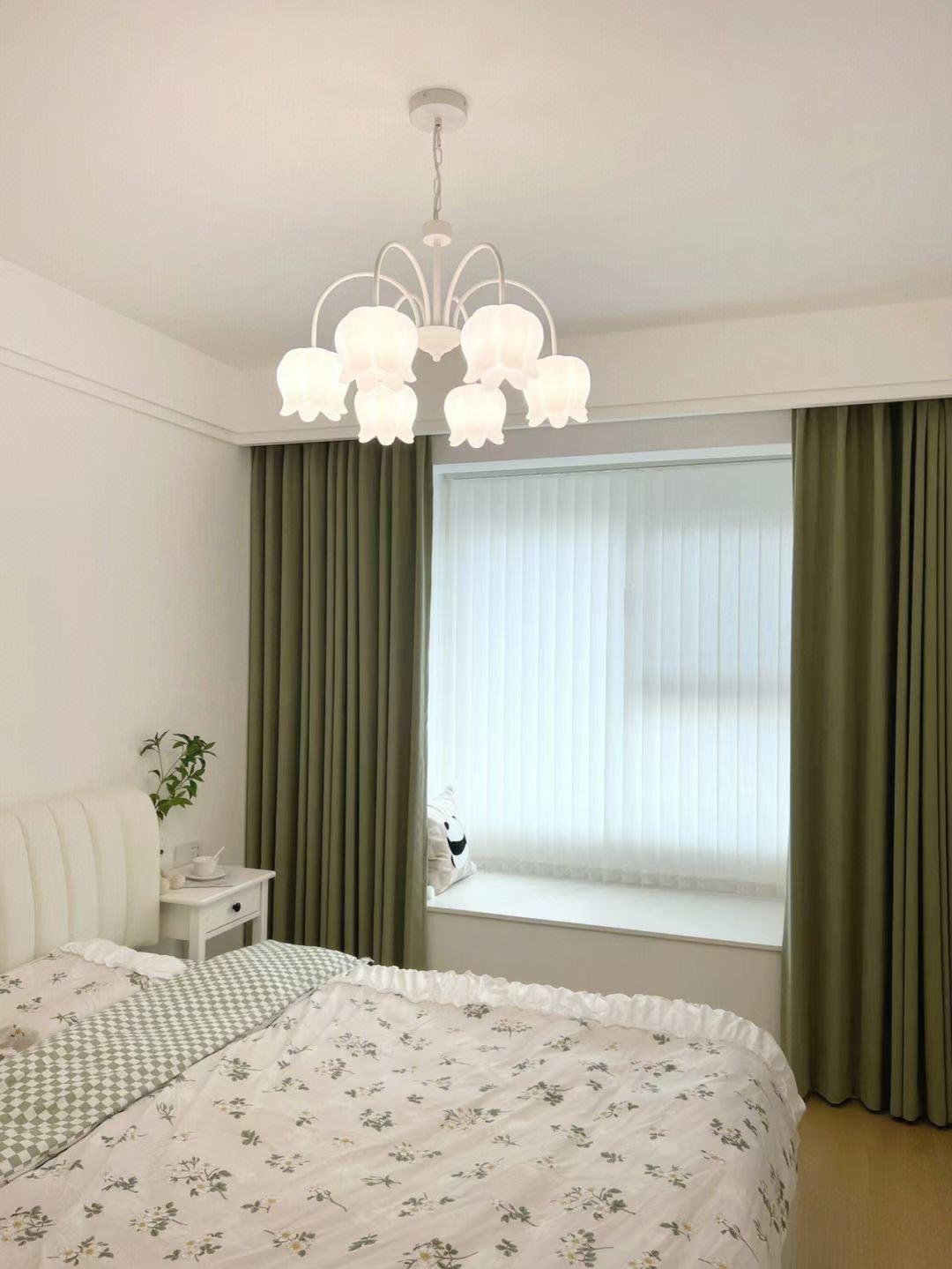 Veleissa candelabru alb, elegant, în formă de clopot, cu abajur, curbat, cu braț, floral