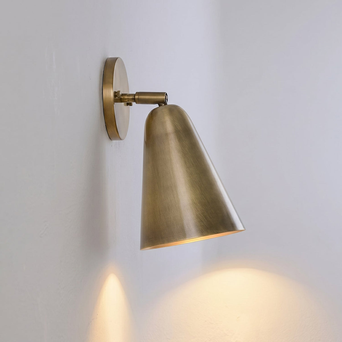 Mirisenne Swivel aplică de perete