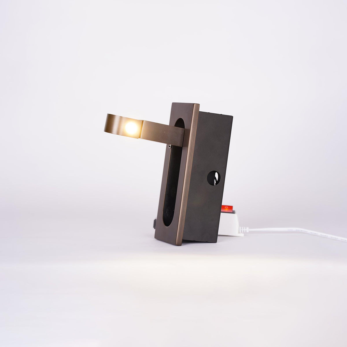 Lumisiella lampă de perete LED reglabilă modernă pentru citit lângă pat