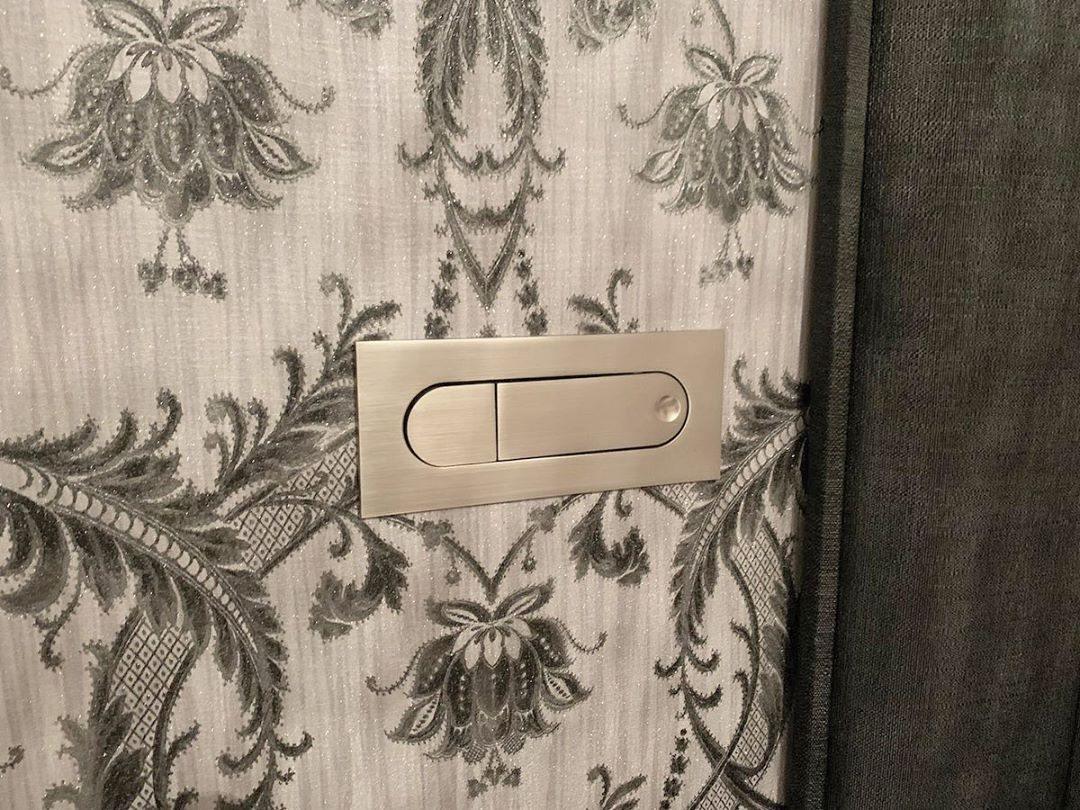 Lumisiella lampă de perete LED reglabilă modernă pentru citit lângă pat