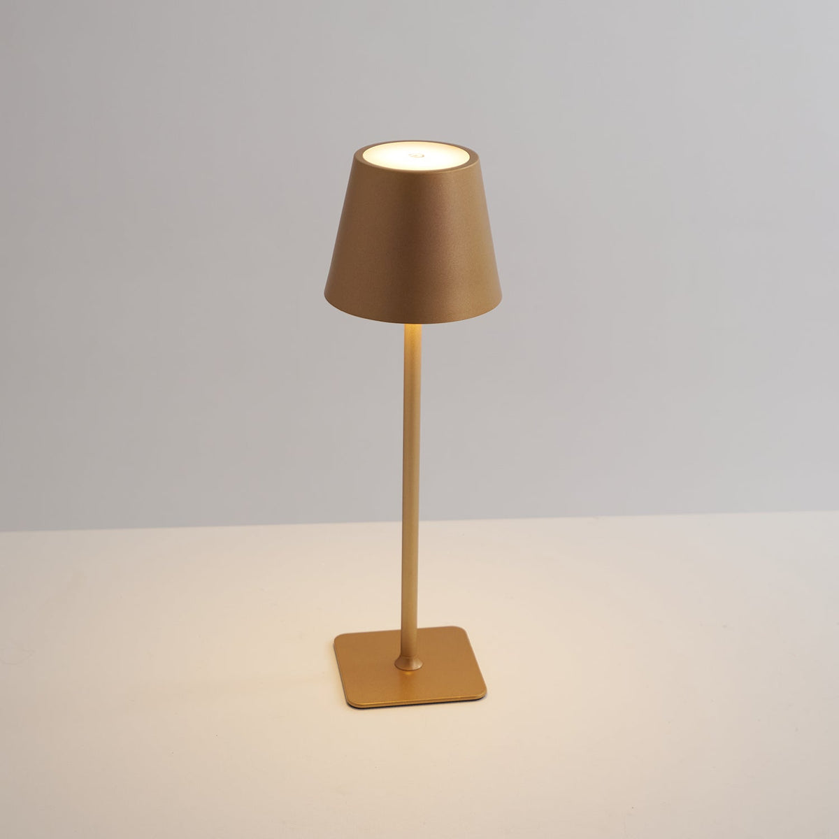 Viraorelia lampă de masă