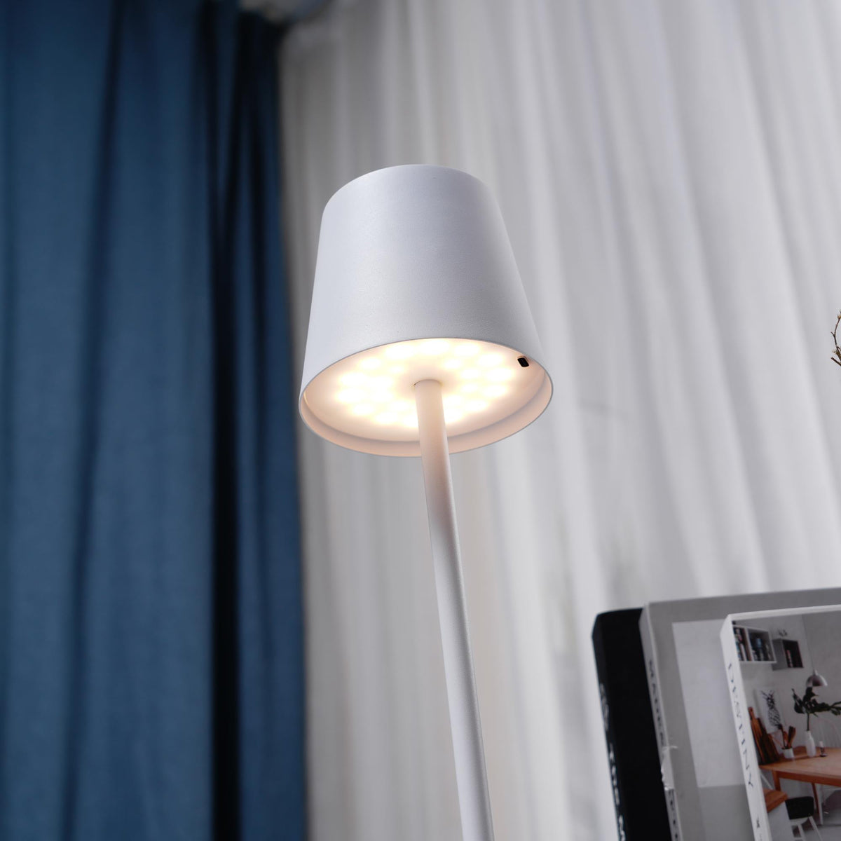 Viraorelia lampă de masă