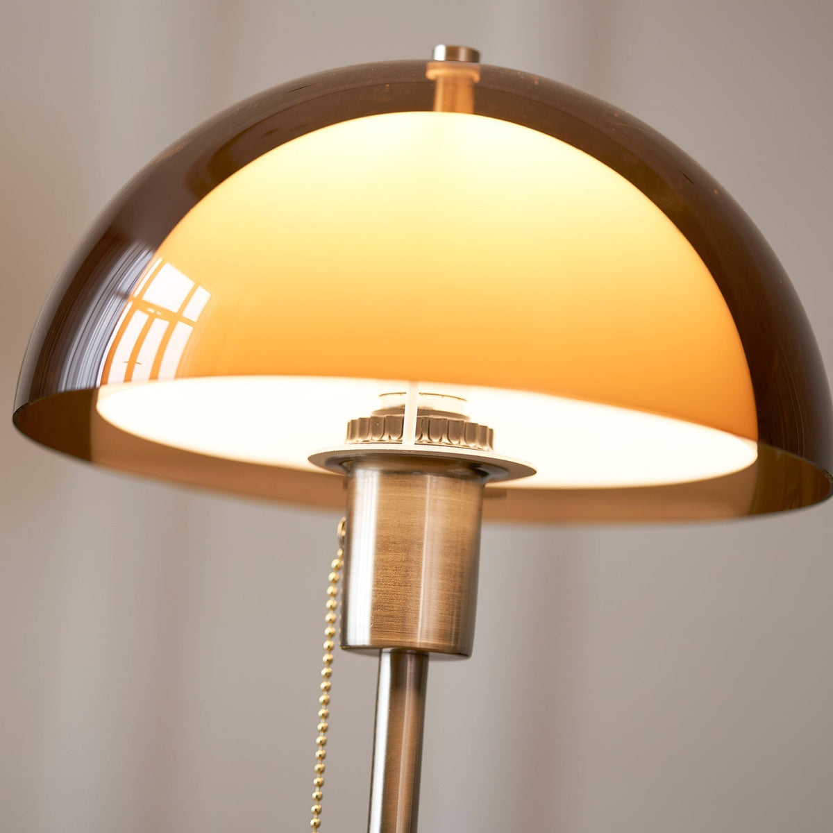 Norarena lampă de masă