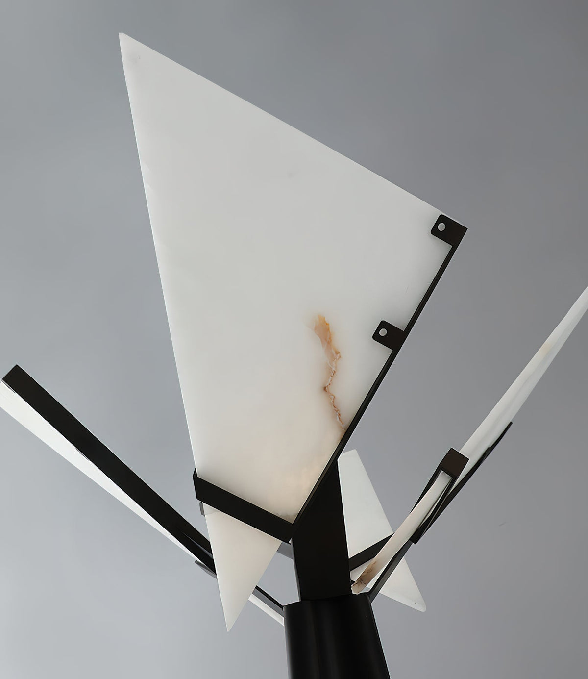 Spire lampadar din alabastru