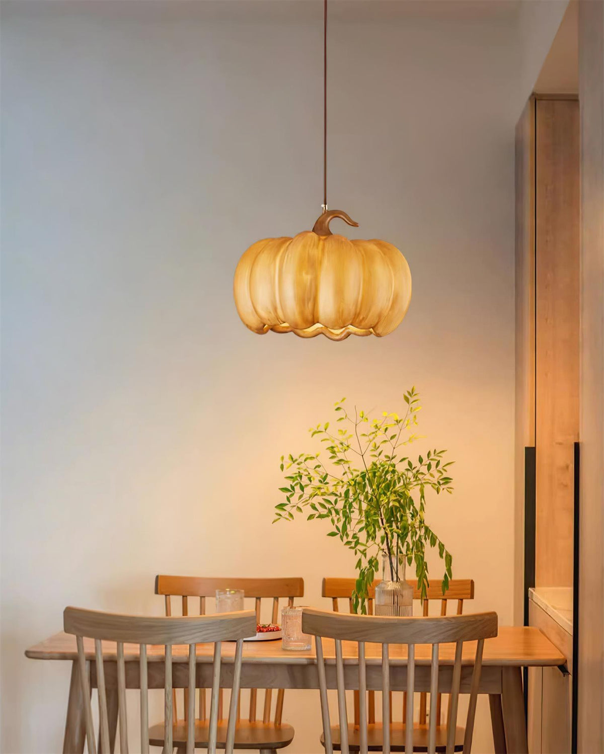 Triange lampă suspendată