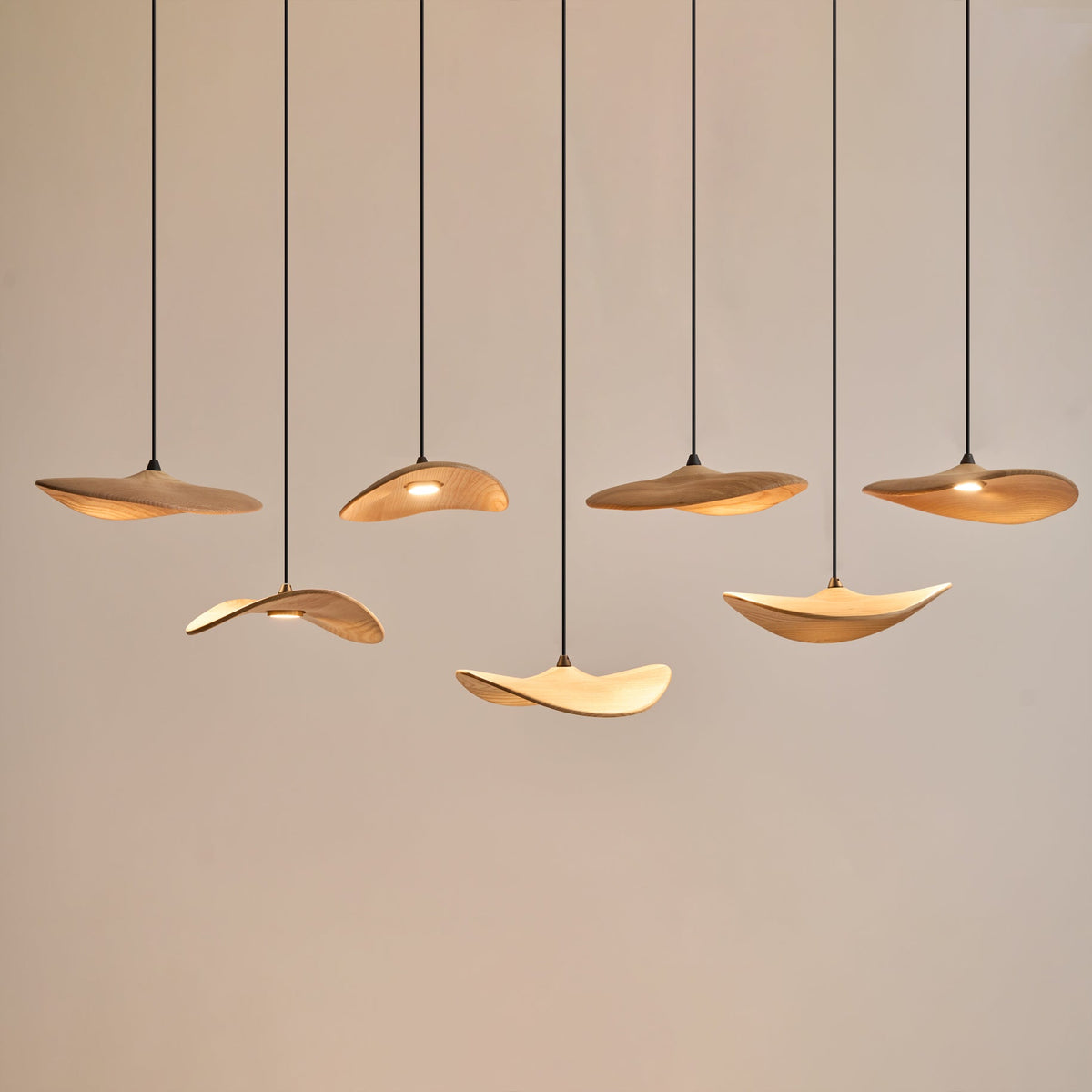 Abbott candelabru modern minimalist cu frunze goale din lemn