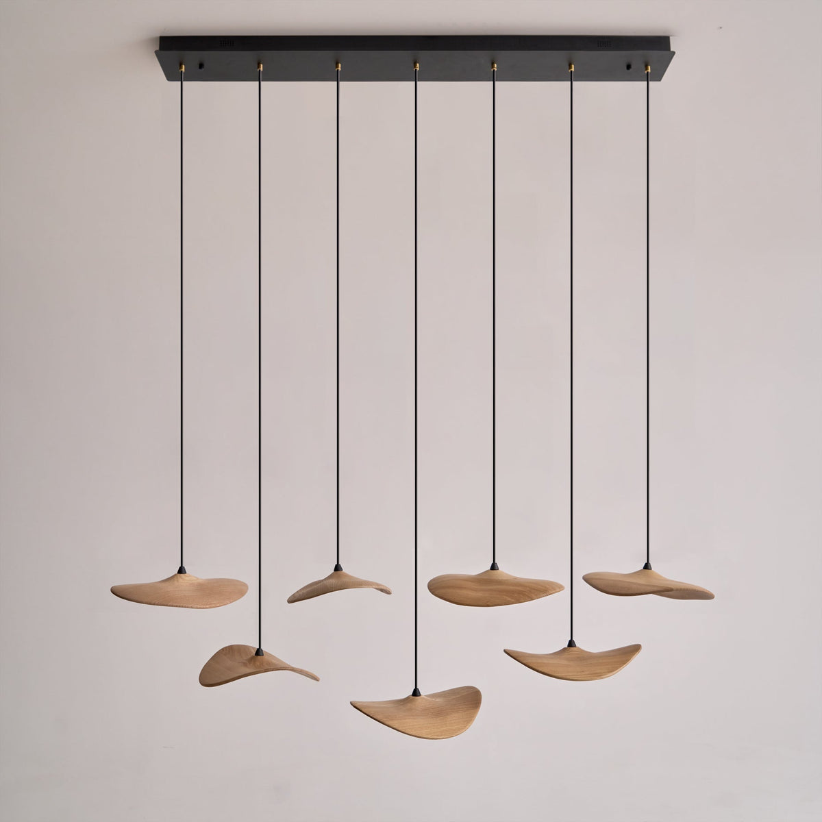 Abbott candelabru modern minimalist cu frunze goale din lemn