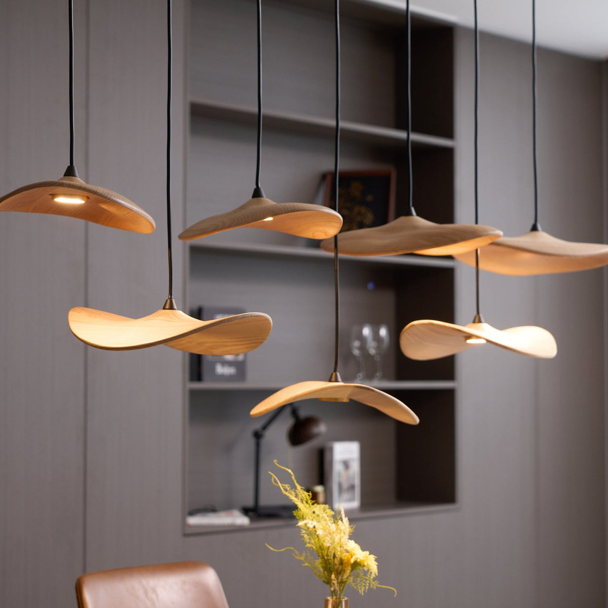 Abbott candelabru modern minimalist cu frunze goale din lemn