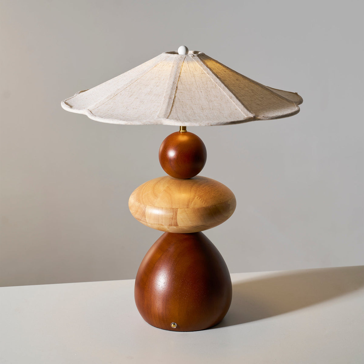 Elaariella Solstice lampă de masă