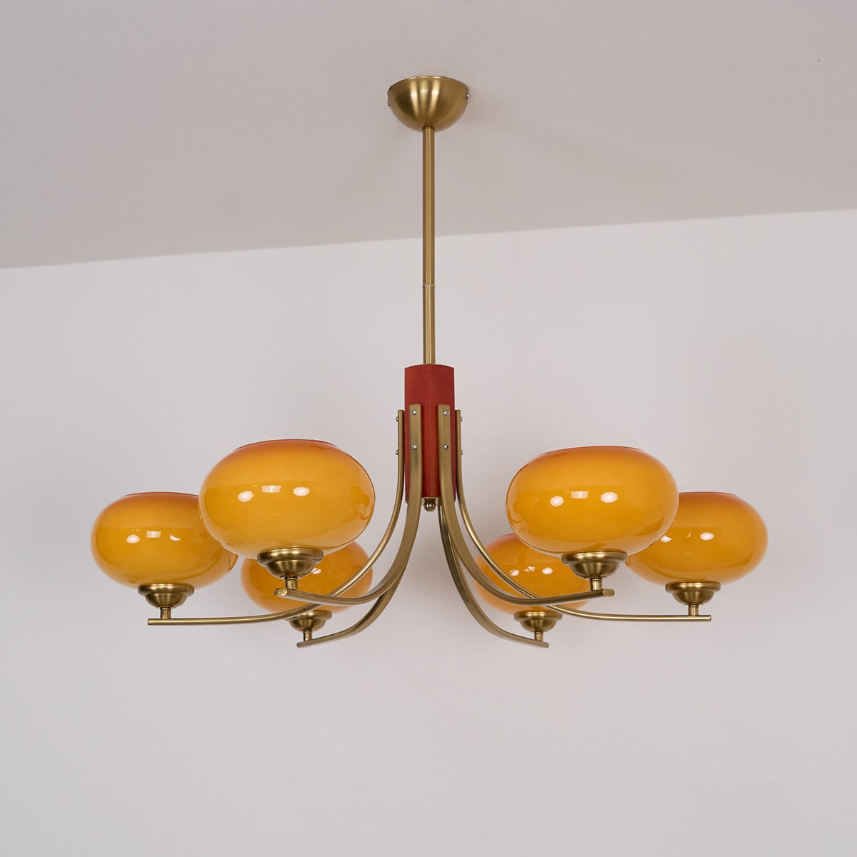 Vira candelabru ambră din sticlă, cu glob, cu 6 surse de lumină