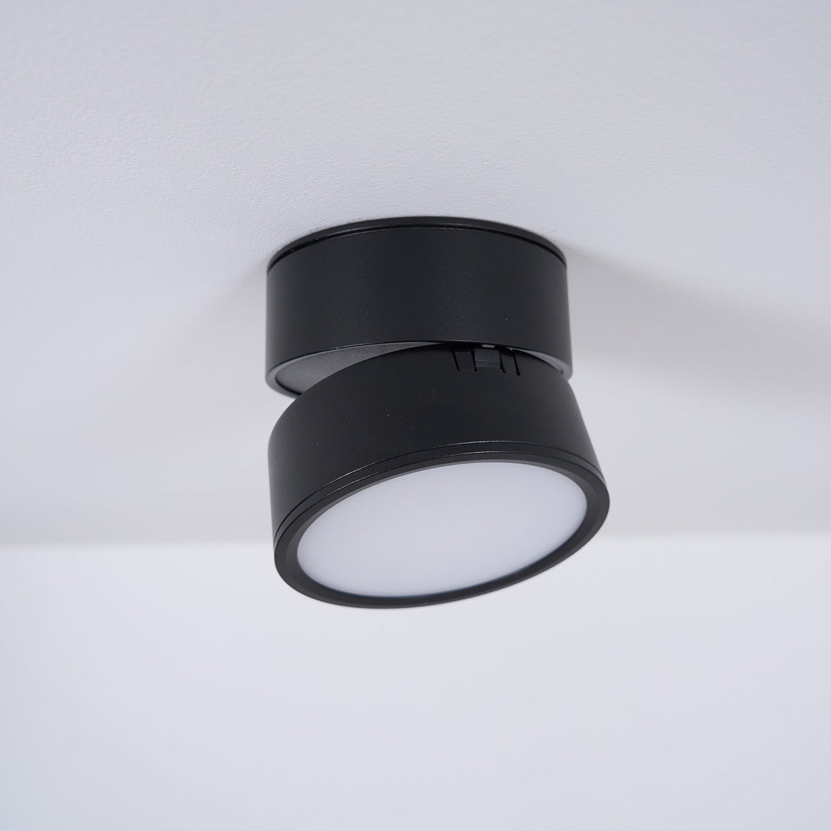 Xavo Surface Recessed Light Spot