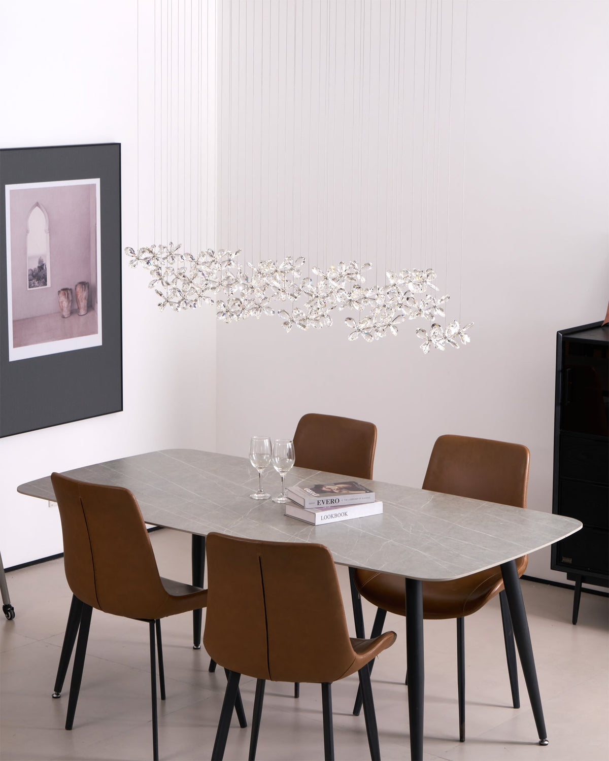 Dune candelabru din cristal, cu fluturi, floral, în grup
