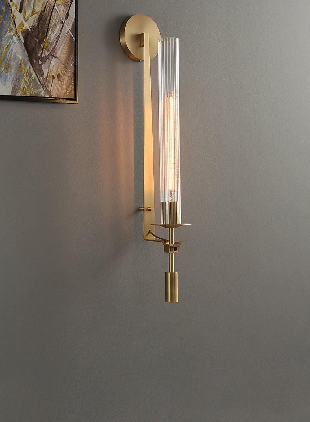 Veloora aplică de perete din alamă și sticlă, minimalistă, striată