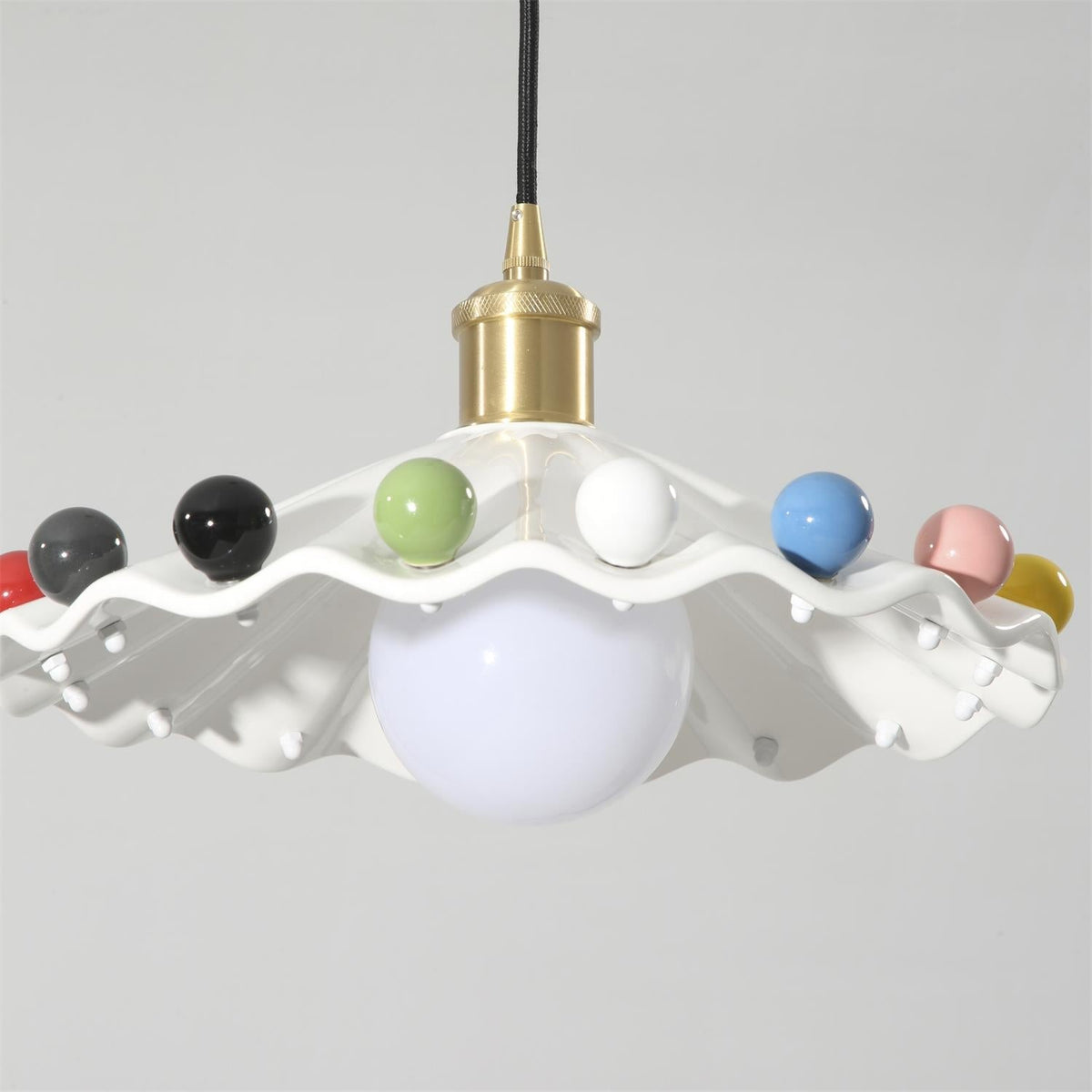 Solvira lampă suspendată din ceramică, ondulată, cu abajur
