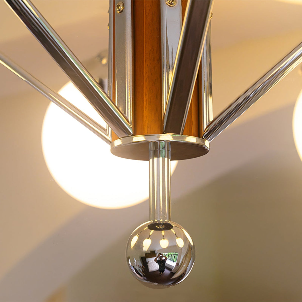 Orina candelabru