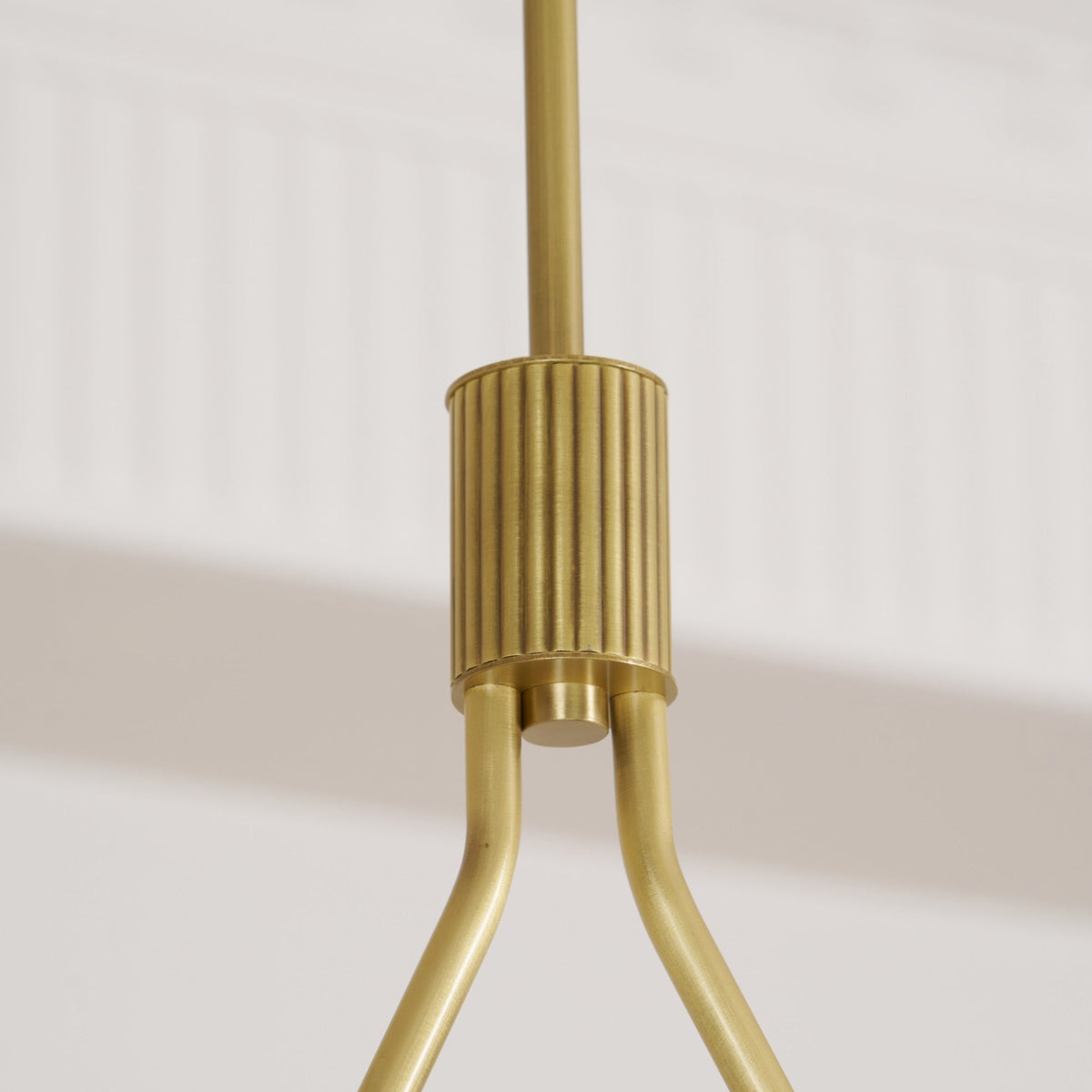 Ornuvyh candelabru din metal și material textil, vintage, industrial