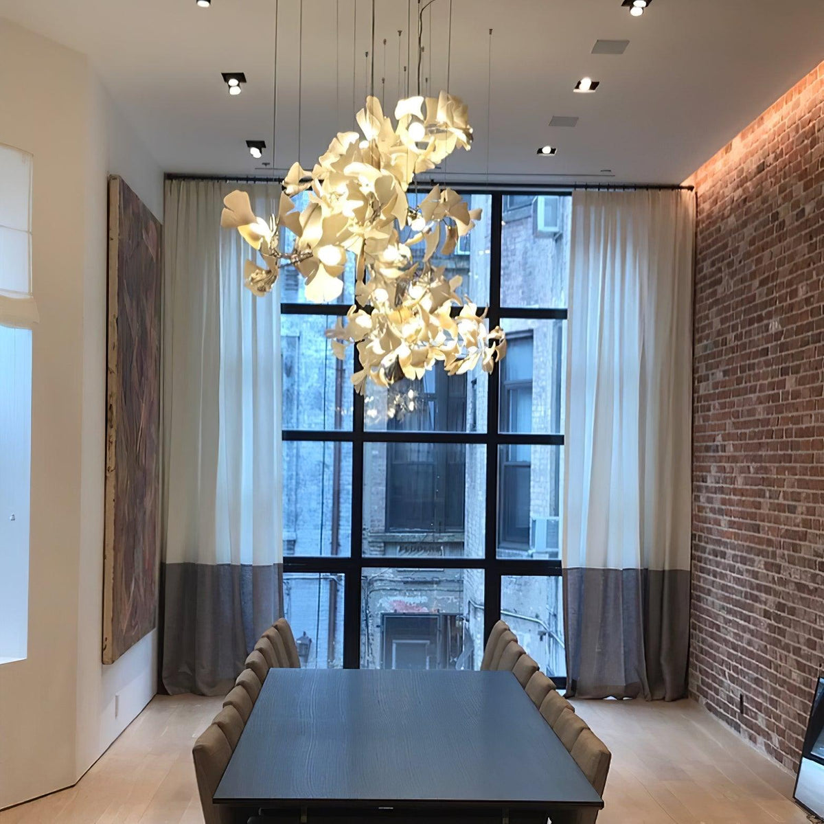 Calix candelabru cu abajur din ceramică în formă de frunză Gingko și finisaj alb aur, în stil modern