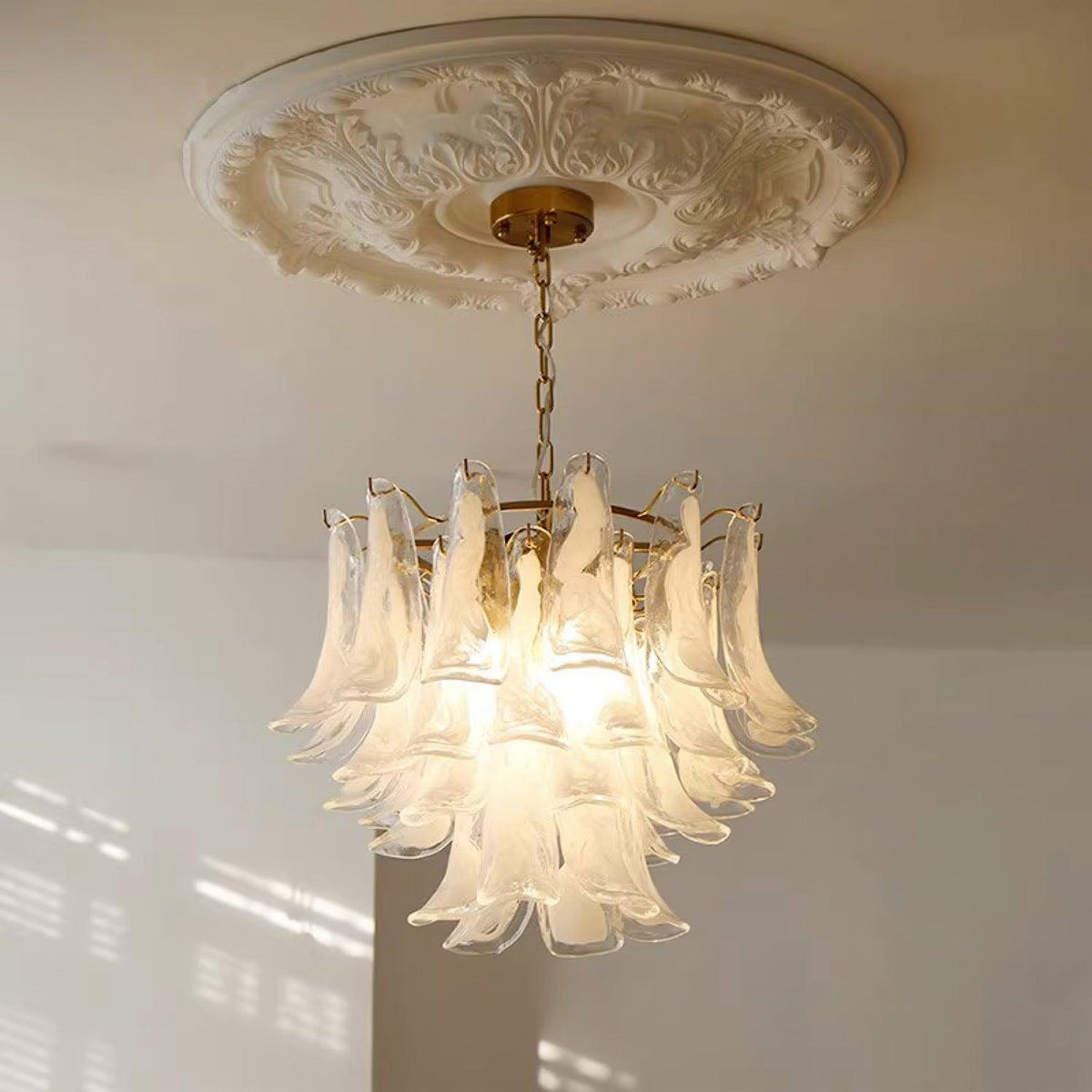 Elvess candelabru din sticlă Murano Frunze Aurii
