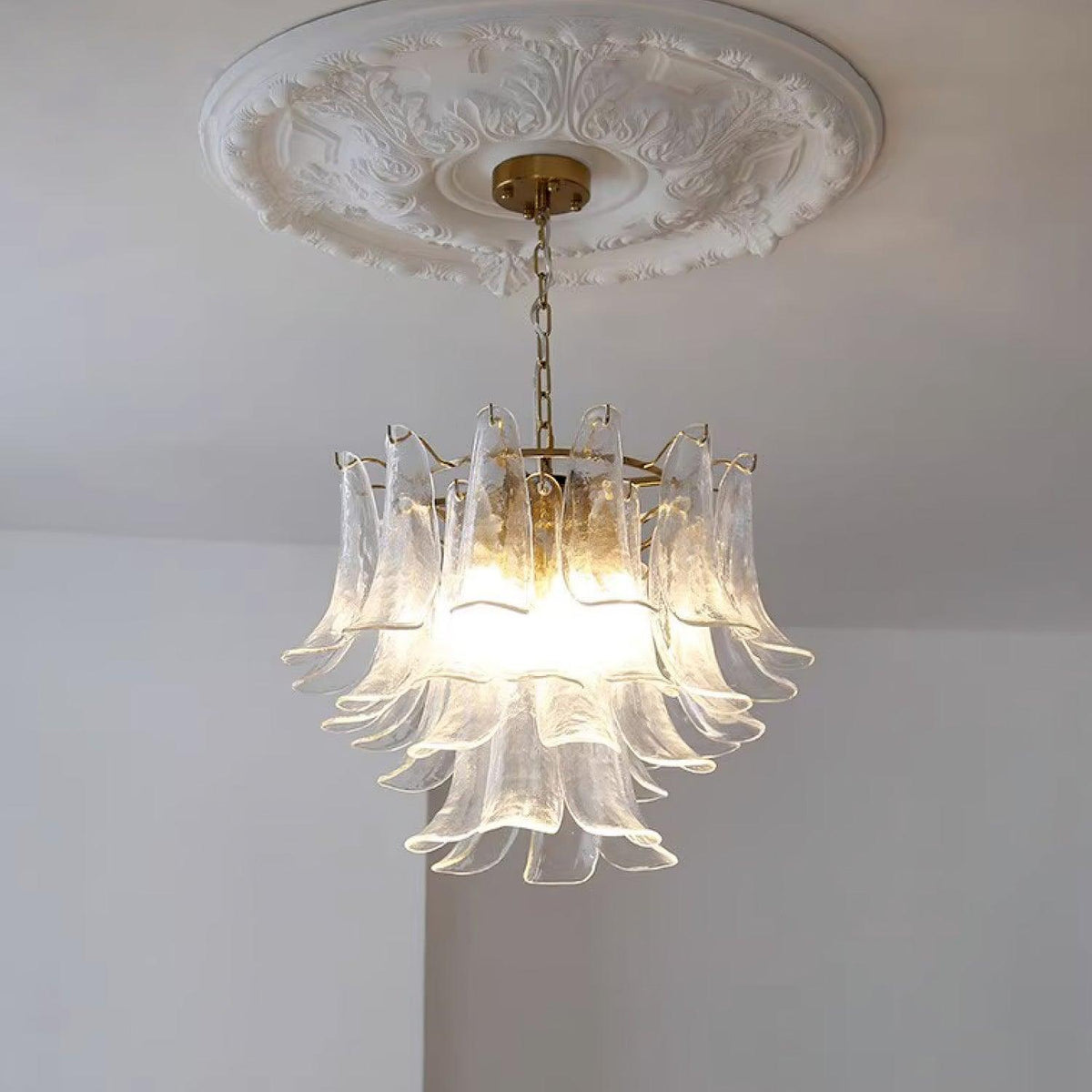 Elvess candelabru din sticlă Murano Frunze Aurii
