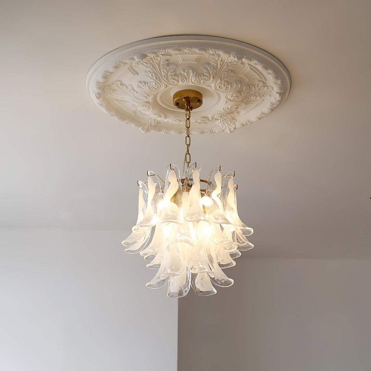 Elvess candelabru din sticlă Murano Frunze Aurii