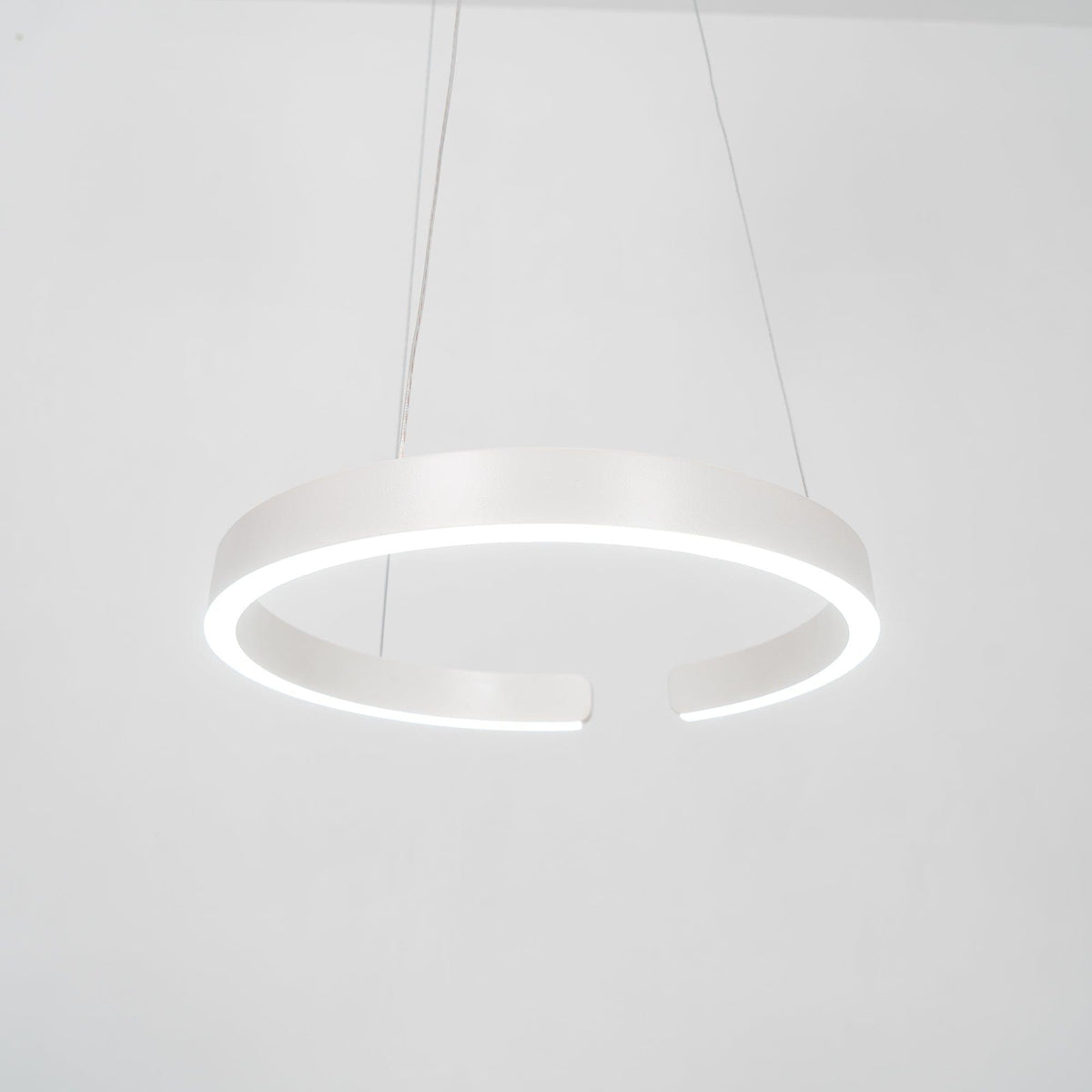 Ringe lampă suspendată