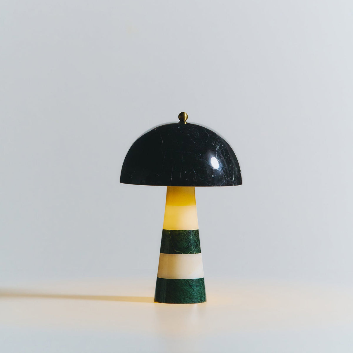 Ollie lampă de masă din marmură