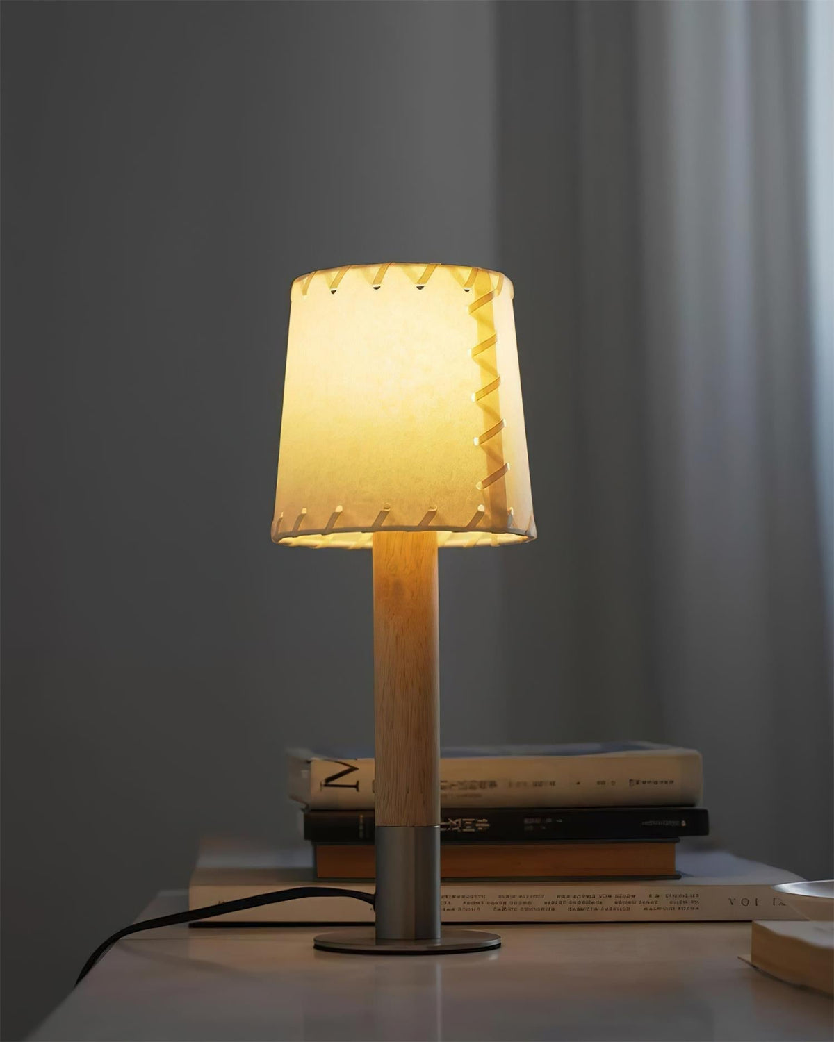 Liorenaya lampă de masă