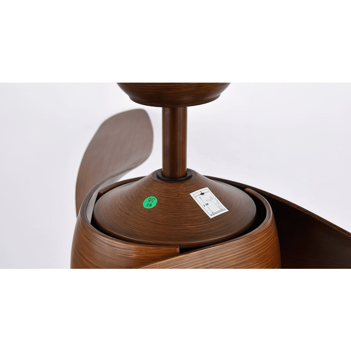 Liororeon ventilator de tavan cu lumină