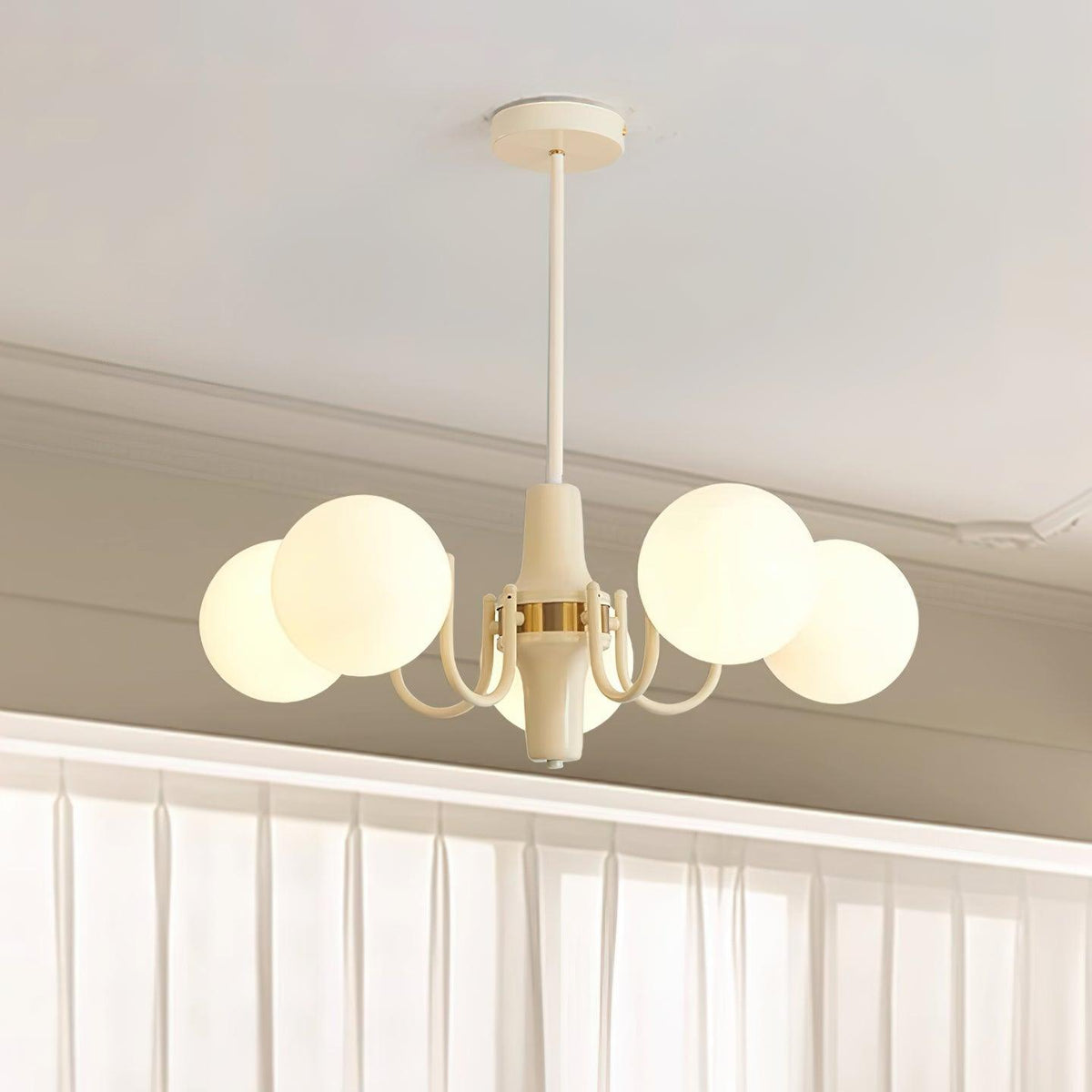 Norenena candelabru