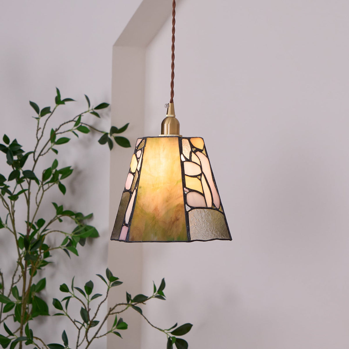 Fira Tiffany-Style lampă suspendată din sticlă colorată