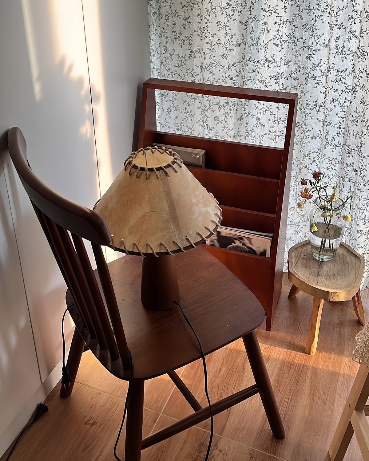 Ciroella lampă de masă