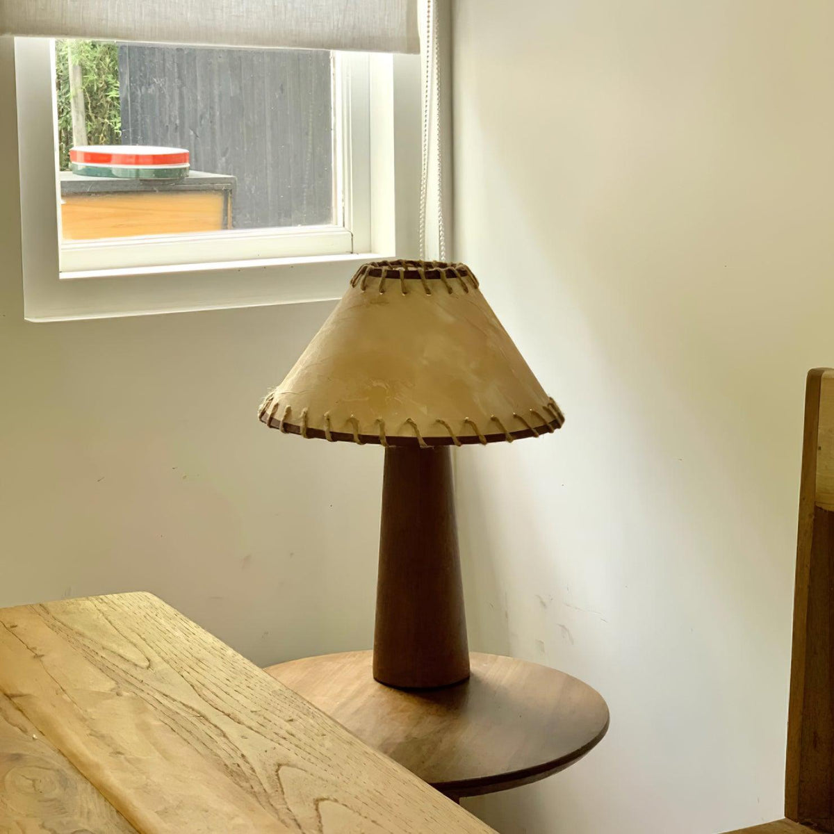 Ciroella lampă de masă