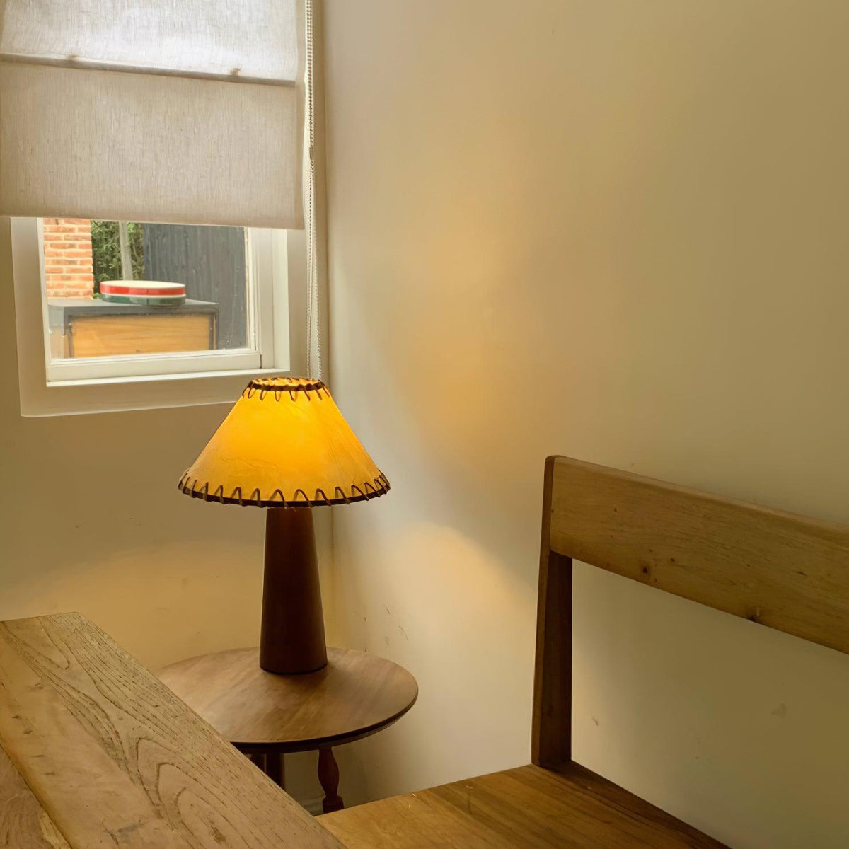 Ciroella lampă de masă