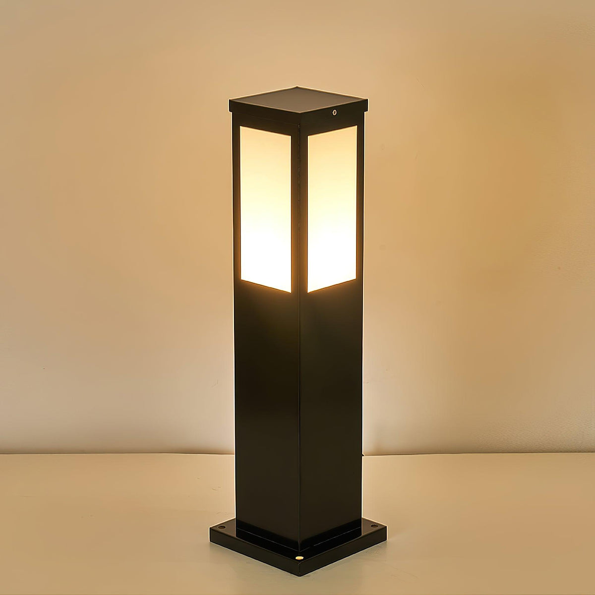 Leo Bollard Solar Outdoor Light