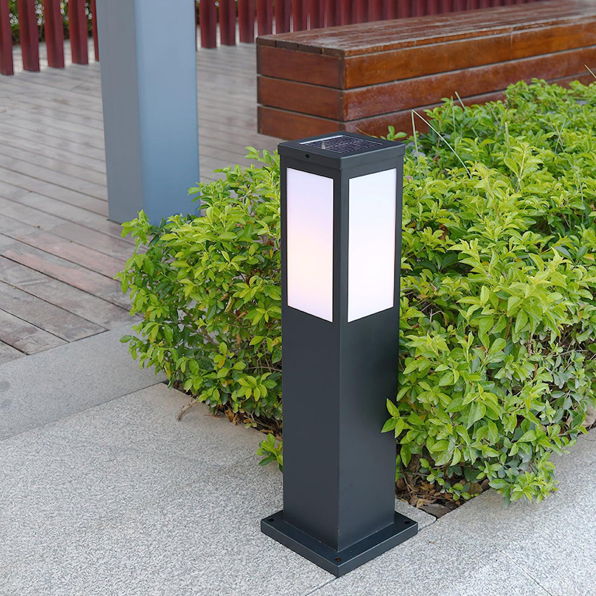 Leo Bollard Solar Outdoor Light