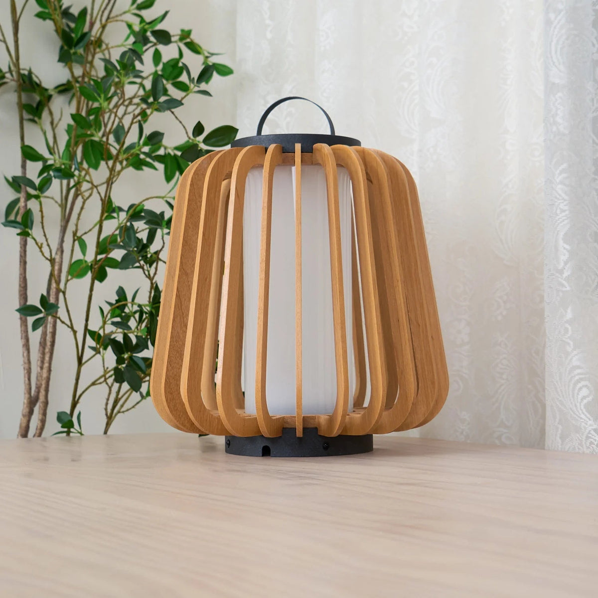 Fern lampă de masă