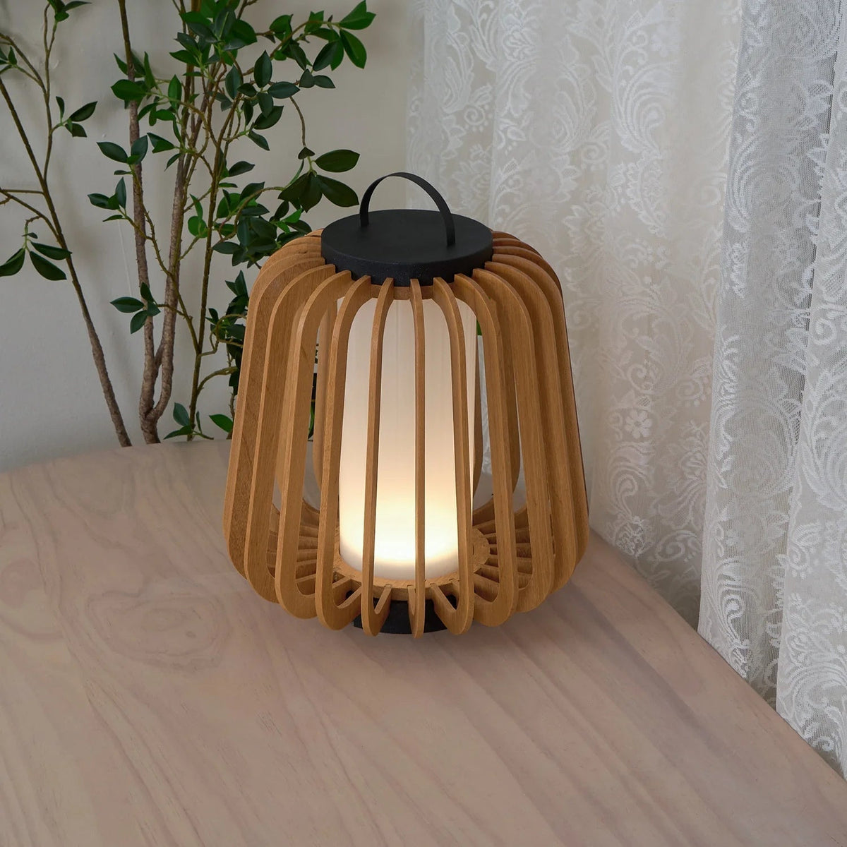 Fern lampă de masă