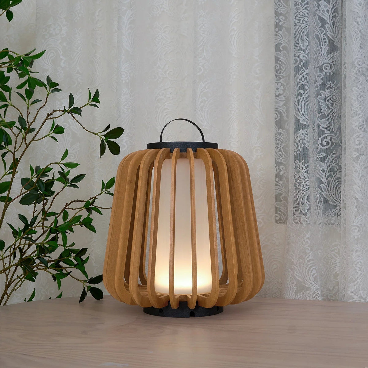 Fern lampă de masă