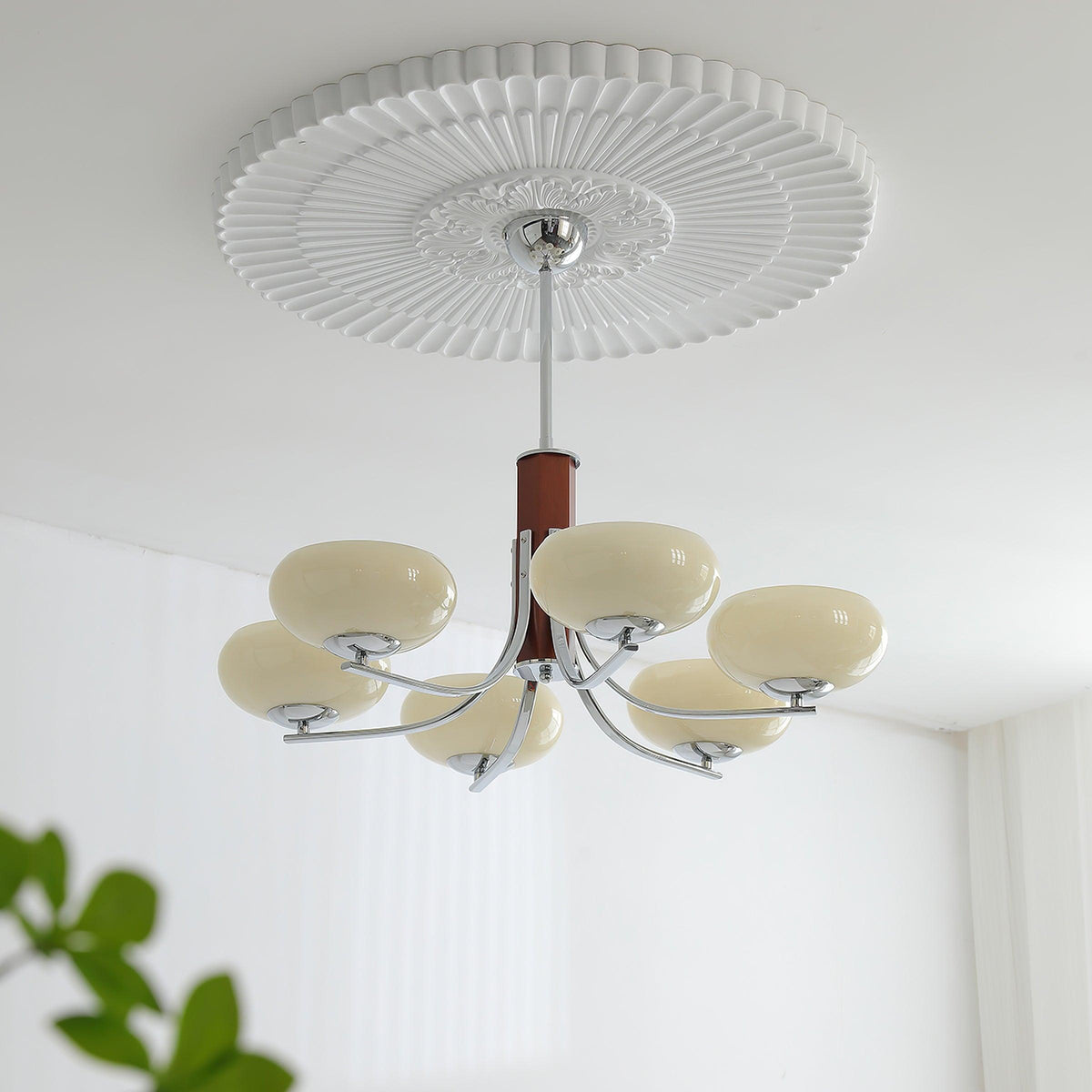 Lumelaine candelabru