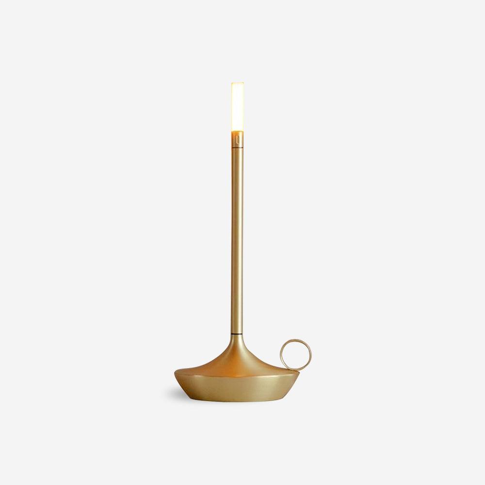 Latin lampă de masă