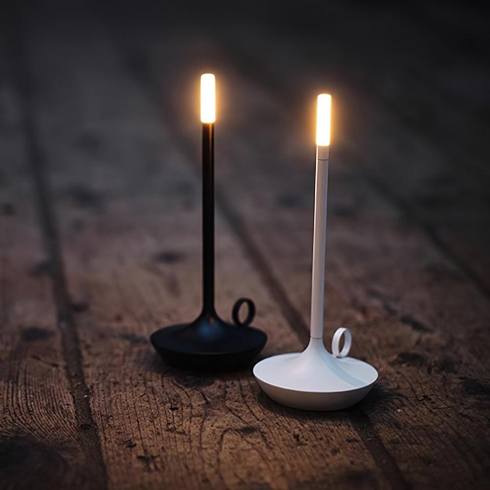 Latin lampă de masă