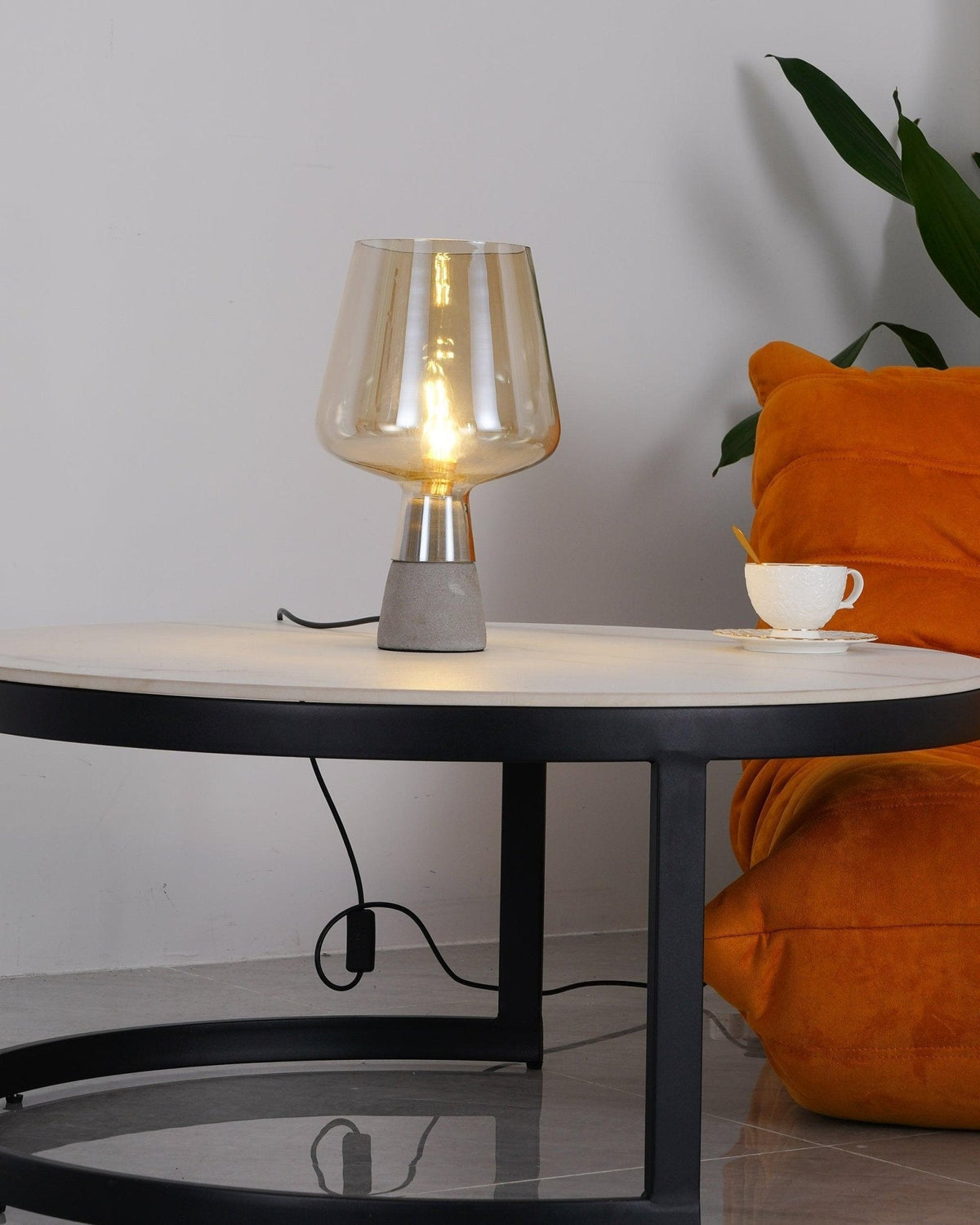 Elairella lampă de masă minimalist din ciment