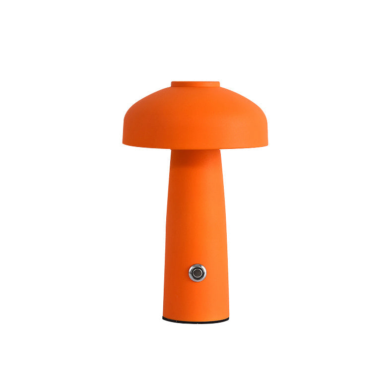 Poppist lampă de masă