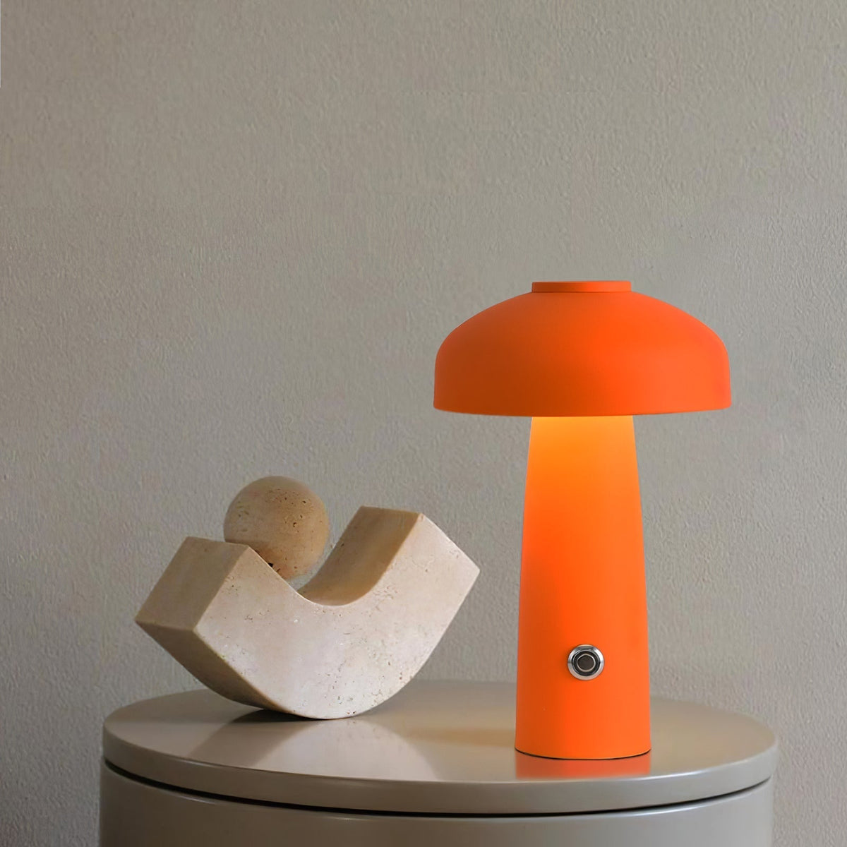 Poppist lampă de masă
