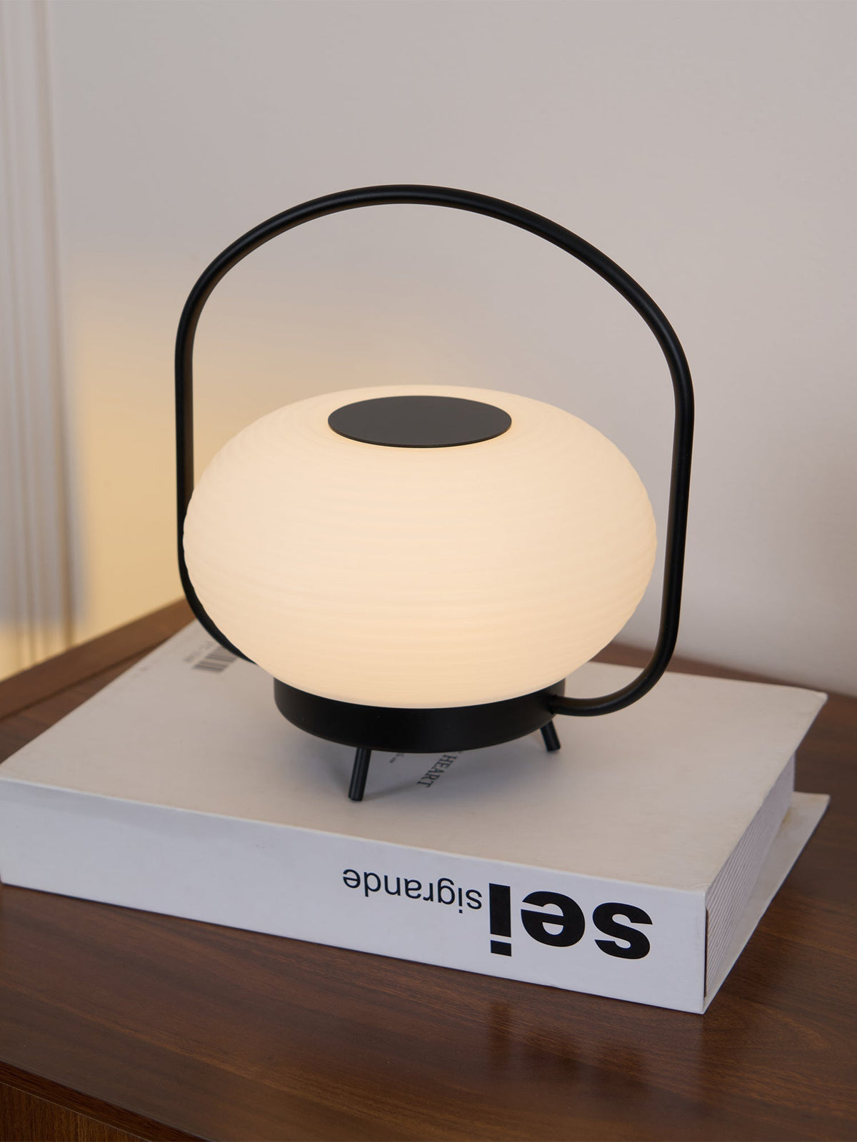 Saelan lampă de masă minimalistă