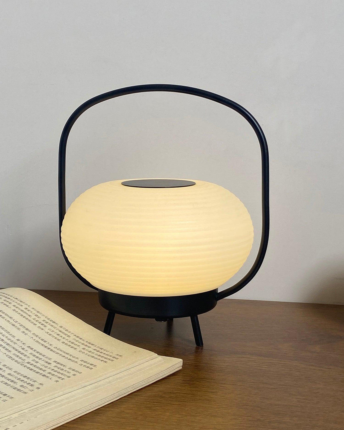 Saelan lampă de masă minimalistă