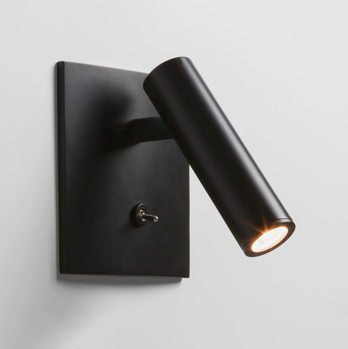 Teriiira aplică de perete Micro Square Switched Sconce Spotlight