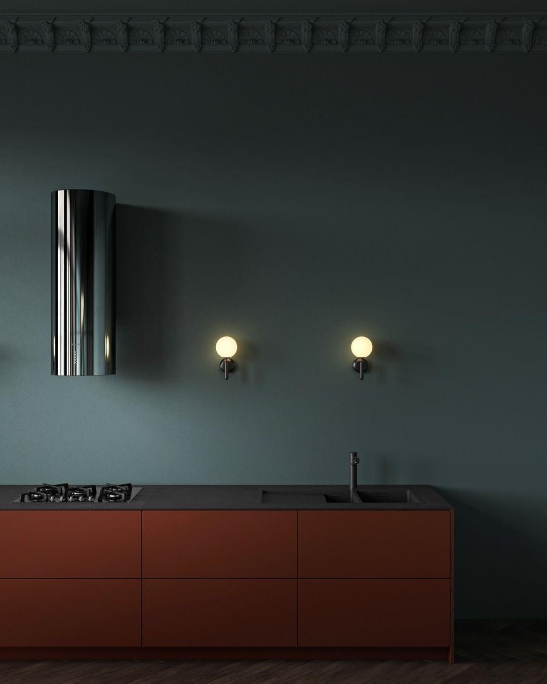 Ilirila aplică de perete modernă, minimalistă din sticlă din alamă