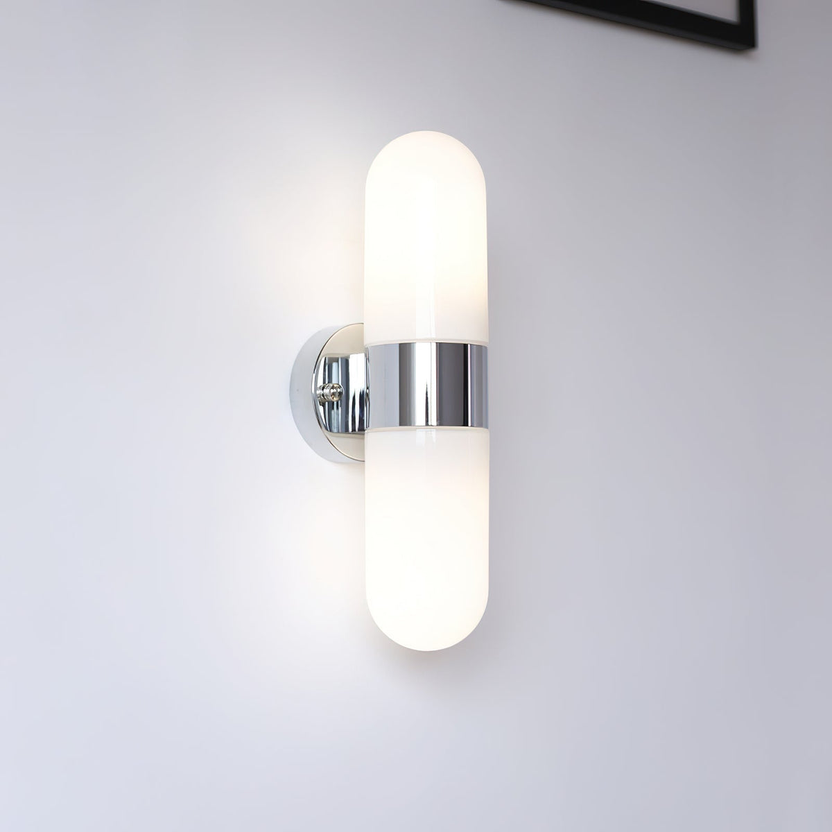 Aplică de perete metal-sticlă modern-minimalist verticală pentru dormitor