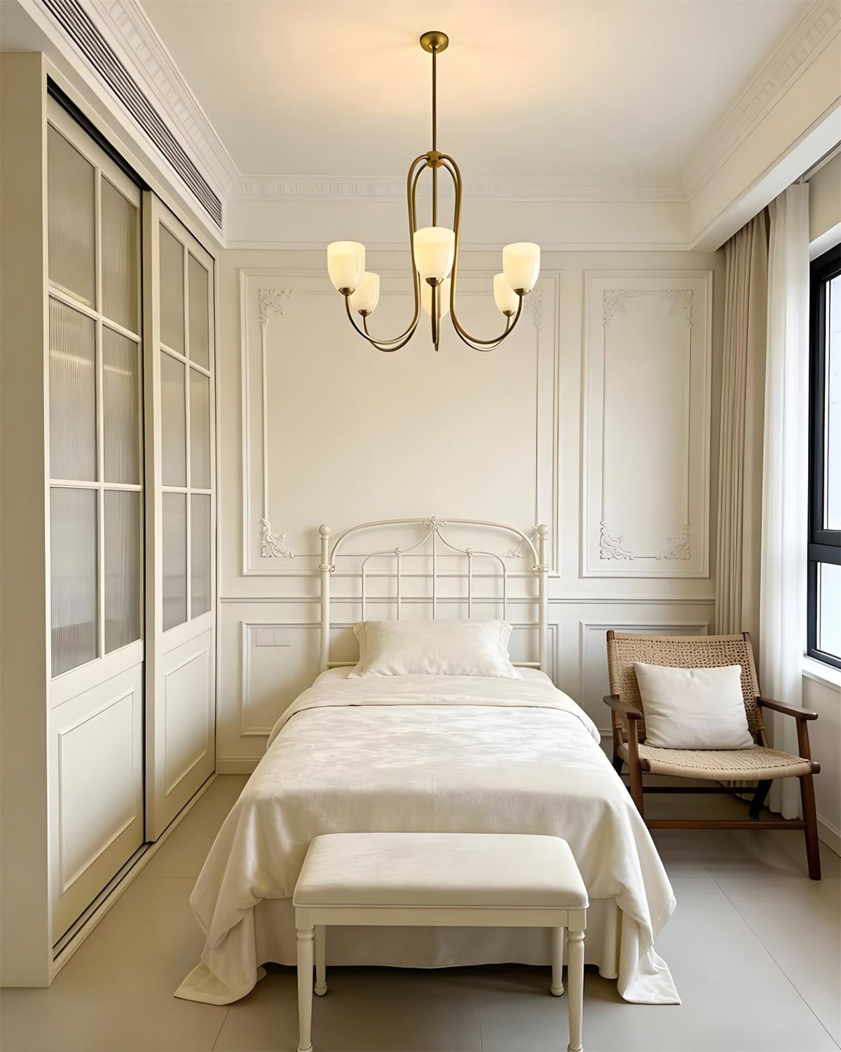 Orelinena Velin candelabru